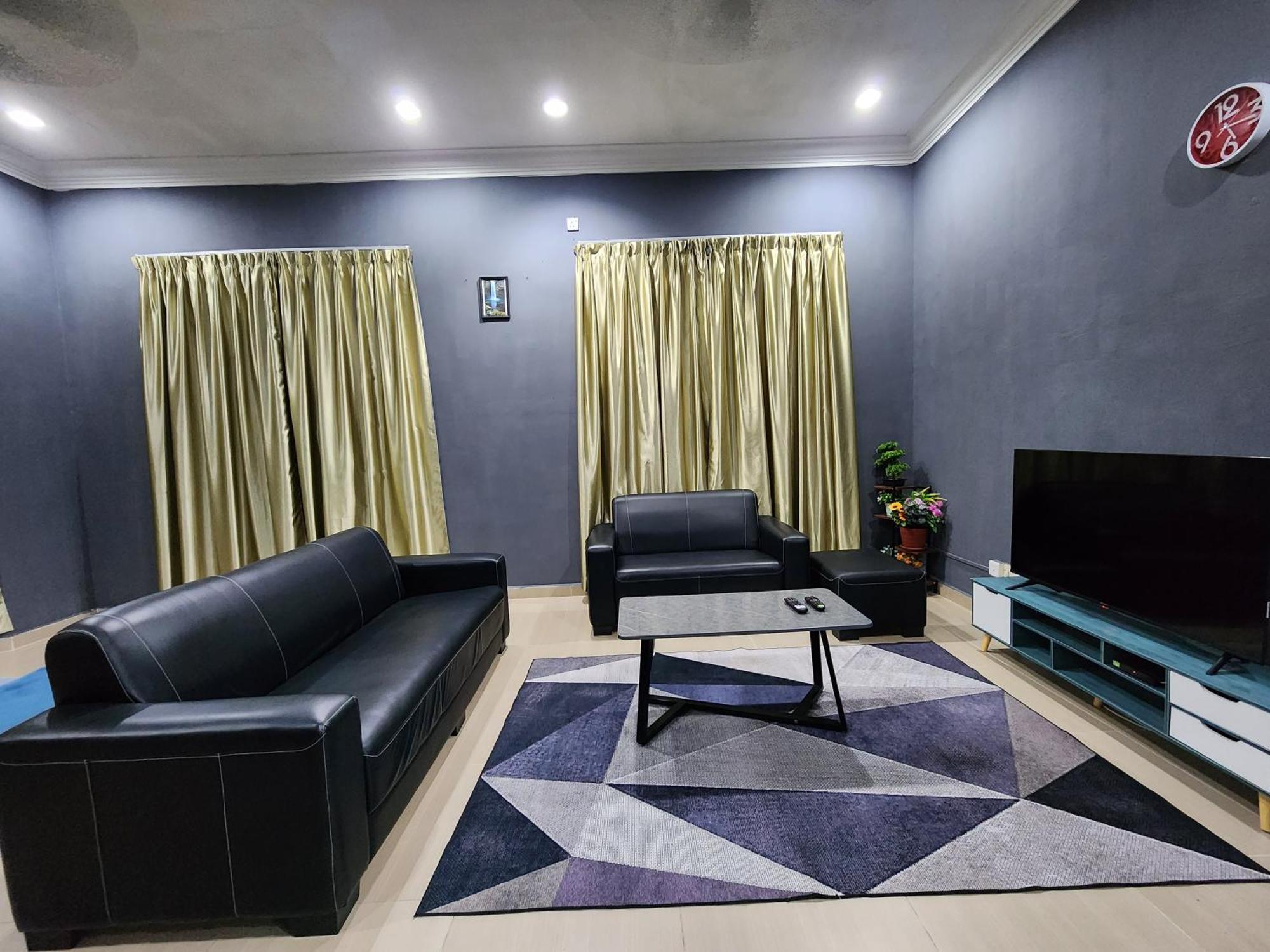 Mumnkidzzz Homestay At Kerteh Kampong Pengkalan Pangan Exterior photo
