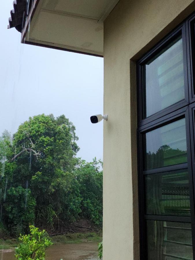 Mumnkidzzz Homestay At Kerteh Kampong Pengkalan Pangan Exterior photo